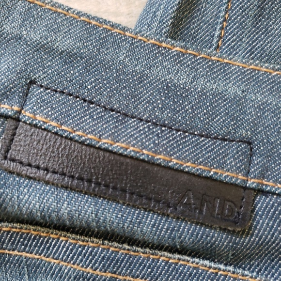 A.N.D. cropped jeans - Picture 7 of 8